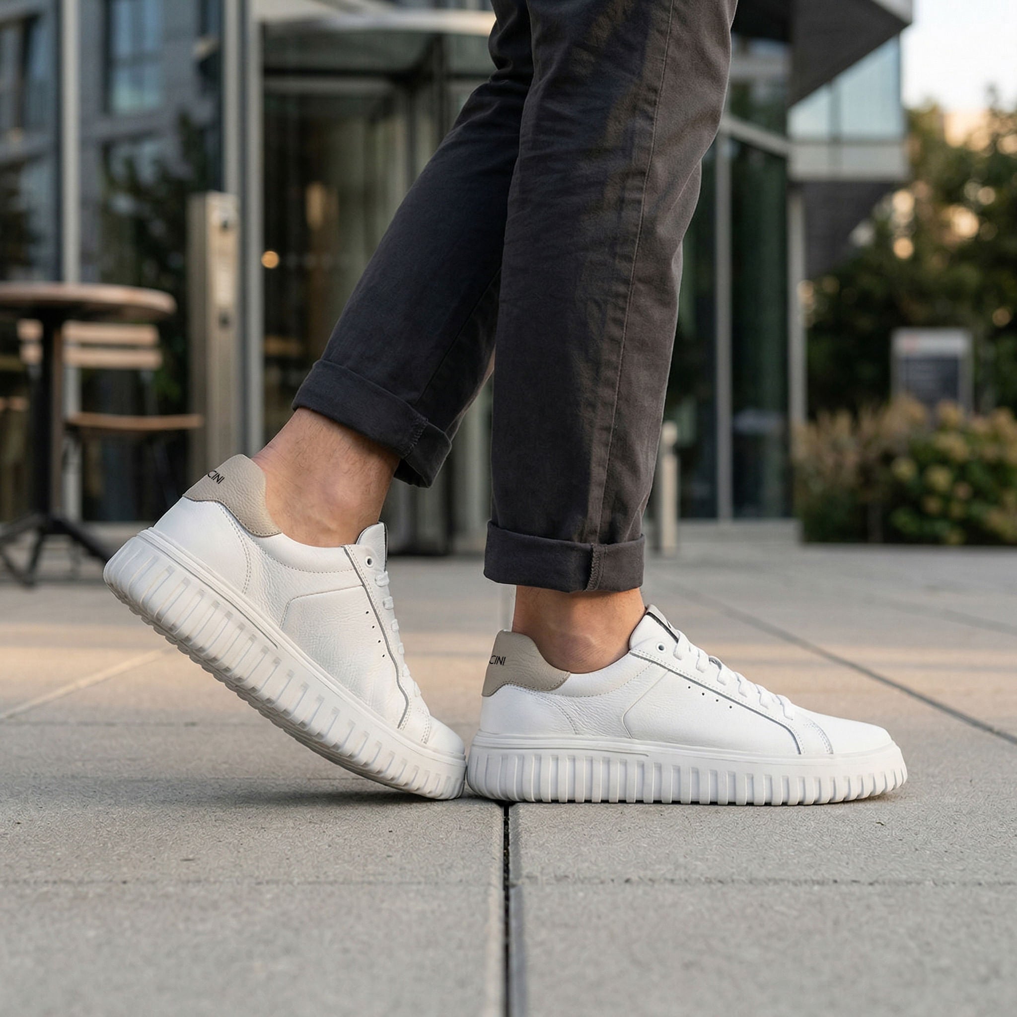 Sneaker Masculino de Couro Branco Still - Image 2