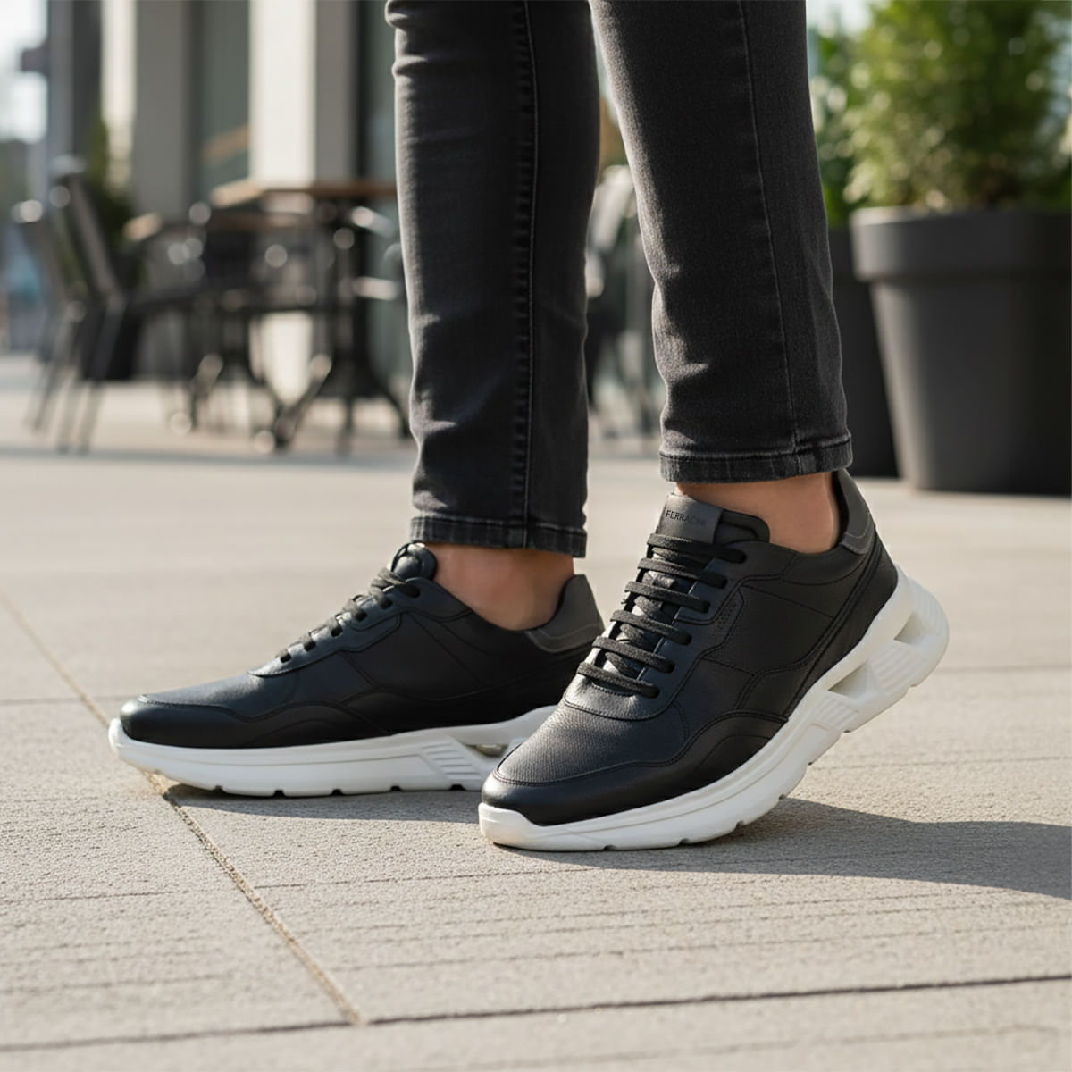 Sneaker Masculino de Couro Preto Speed | Ferracini - Image 2