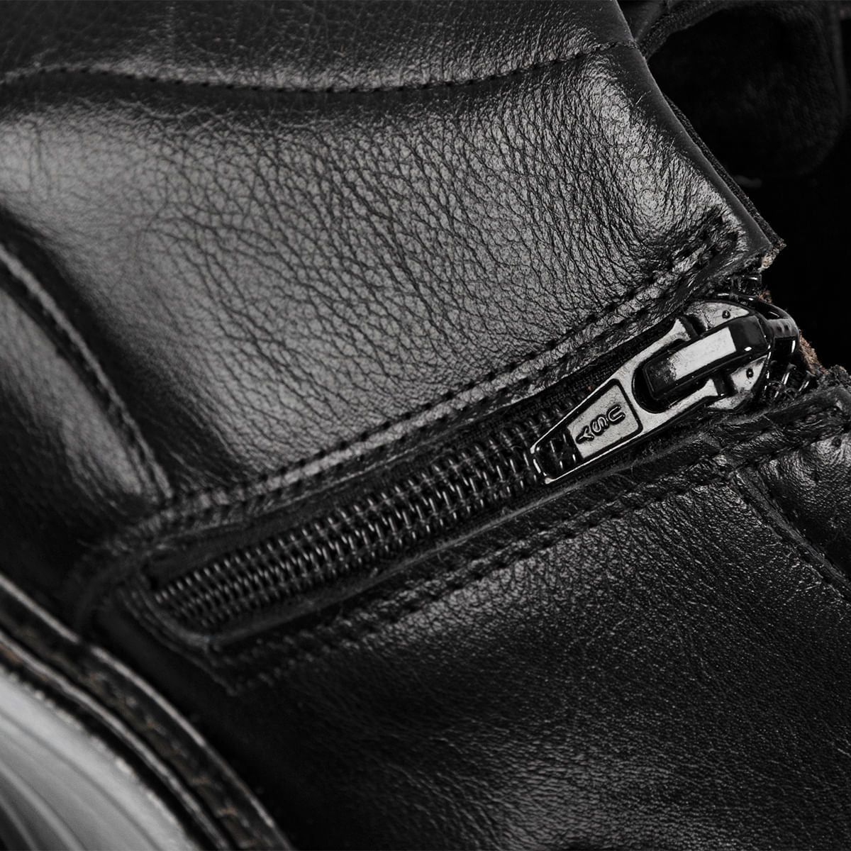 Bota Casual Masculina de Couro Preta Full | Ferracini - Image 4