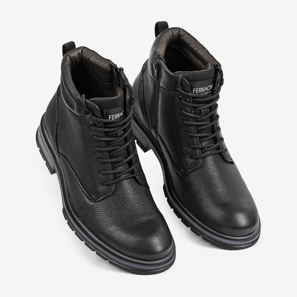 Bota Masculina de Couro Preta Columbia - Image 3