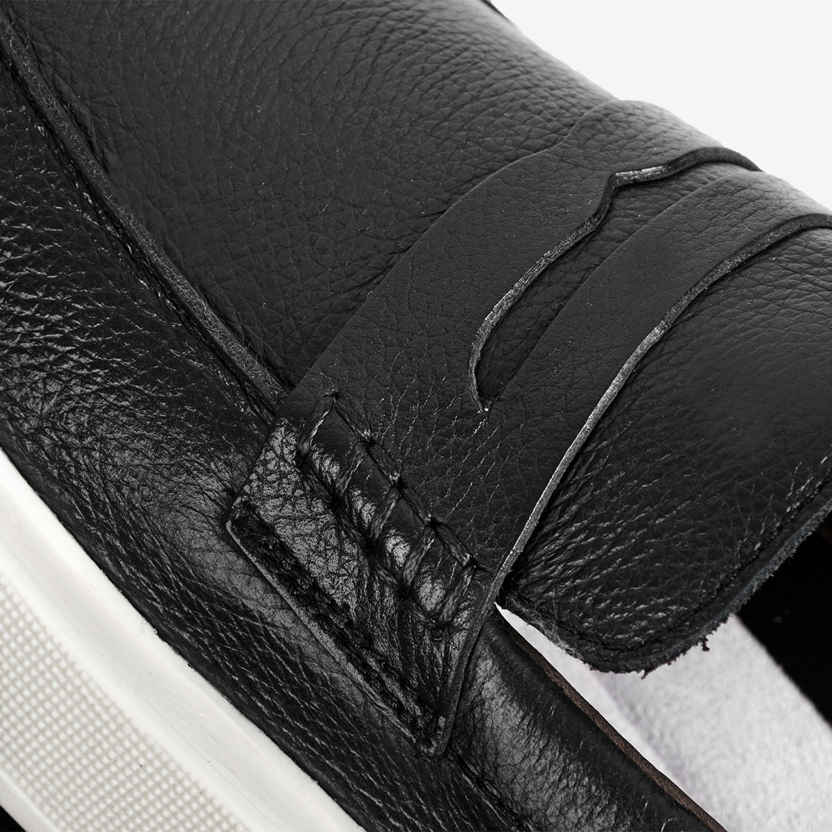 Mocassim Masculino de Couro Preto Logan - Image 4