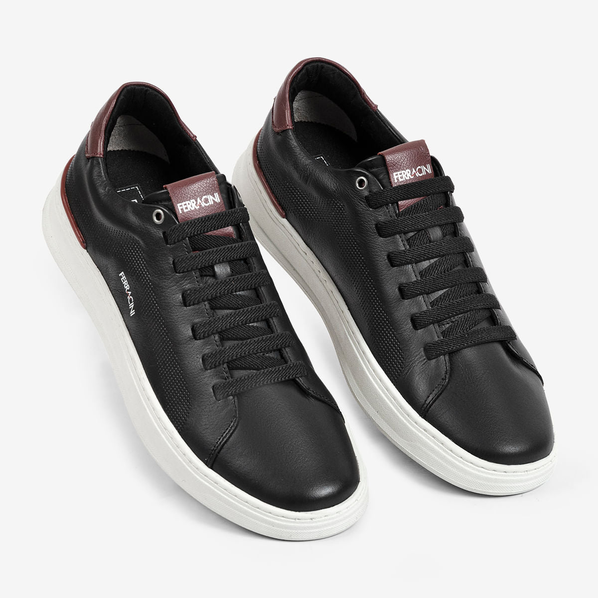 Sapatênis Masculino de couro Preto com Detalhes Gold - Image 2