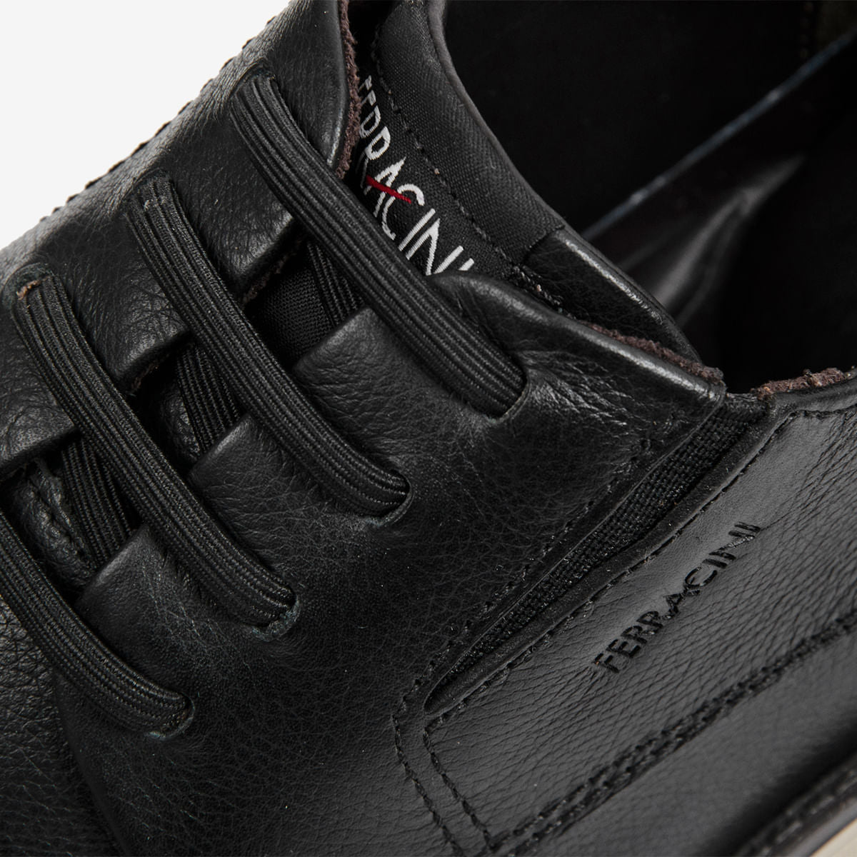 Sapato Masculino de Couro Preto Fluence | Ferracini - Image 4