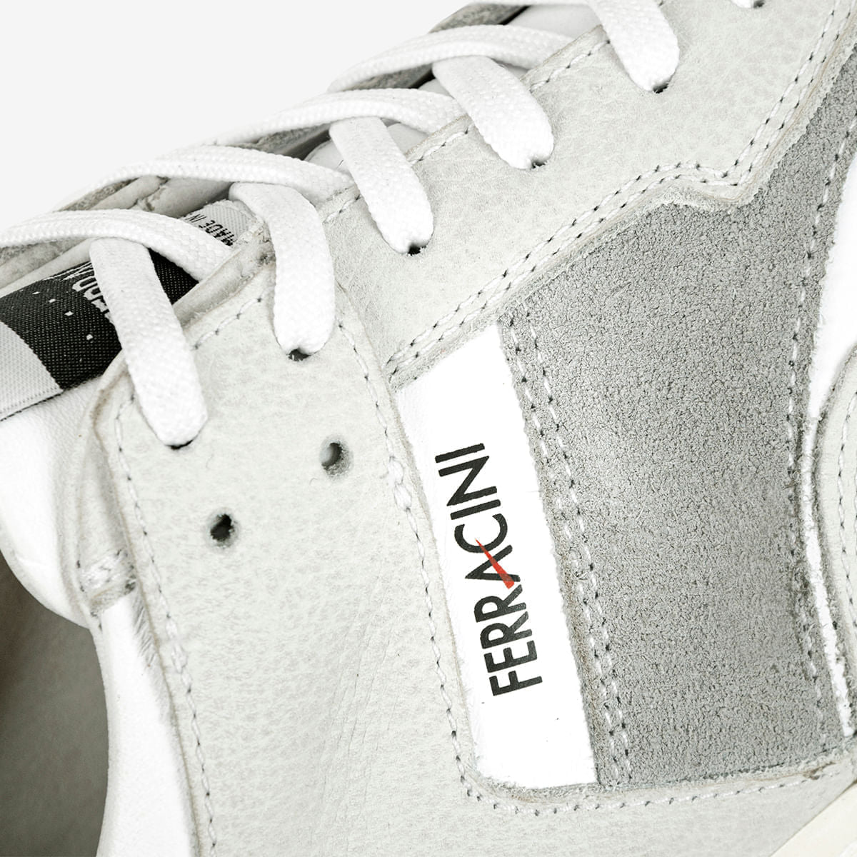 Sneaker Masculino de Couro Alvejado Impulse | Ferracini - Image 5