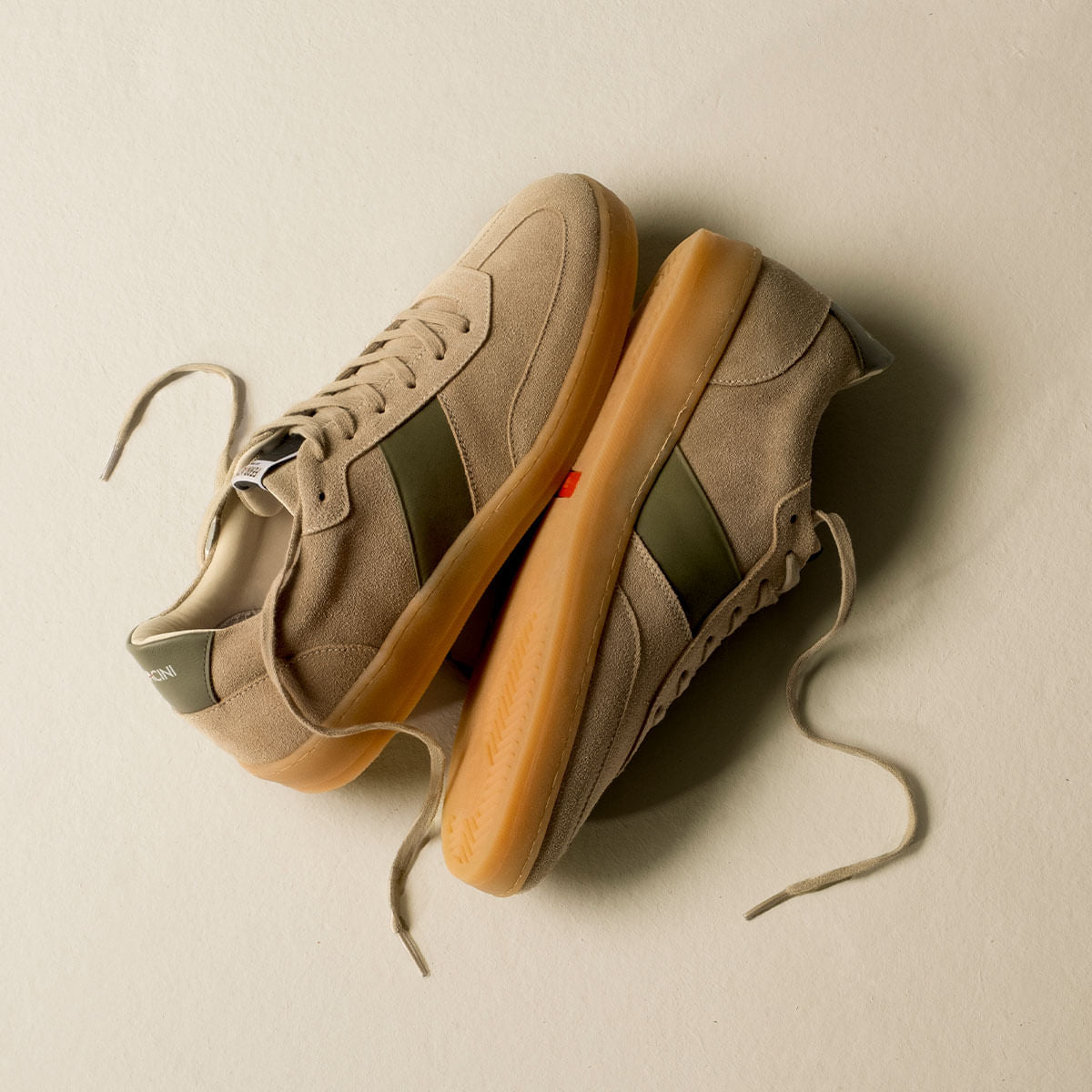 Sneaker Masculino em Camurça Areia Ibiza | Ferracini - Image 2